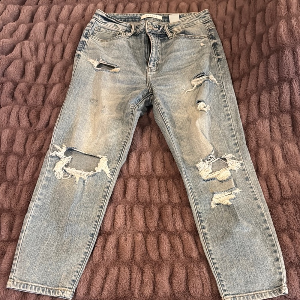 Women’s Distressed Blue Jeans